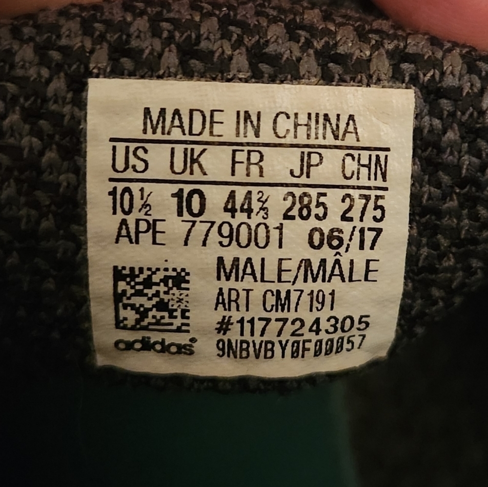 Adidas Runners - Picture 2 of 5